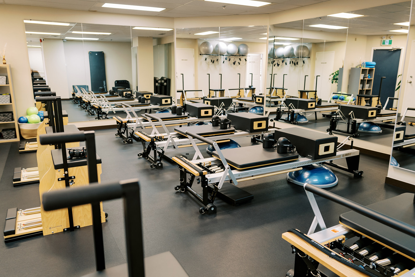 Group Reformer & Chair